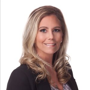 Meet your Posher, Deana